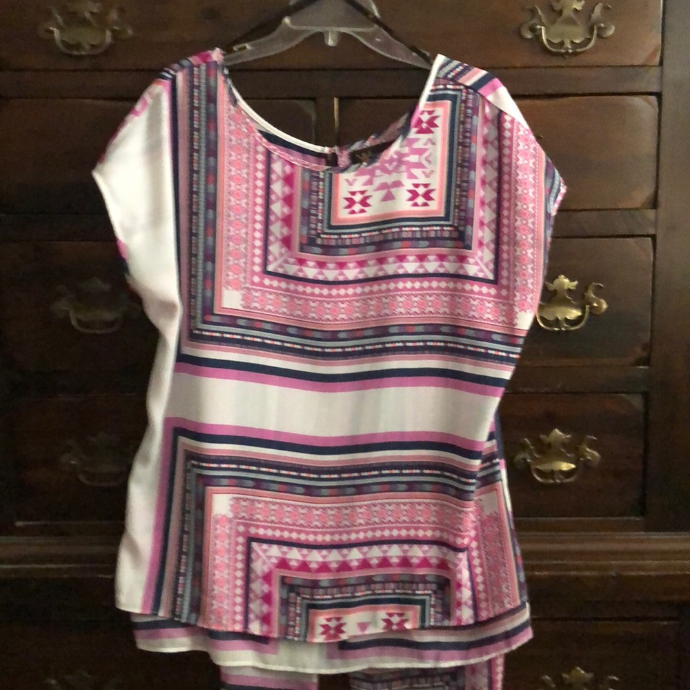 Kardashian’s kollection xl shirt